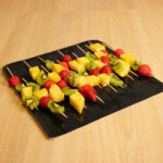 Caja de 12 brochetas de fruta fresca